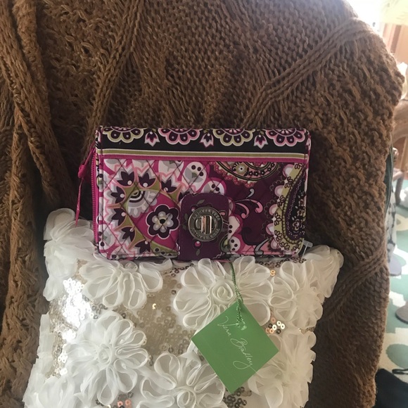 Vera Bradley NWT - Picture 1 of 7